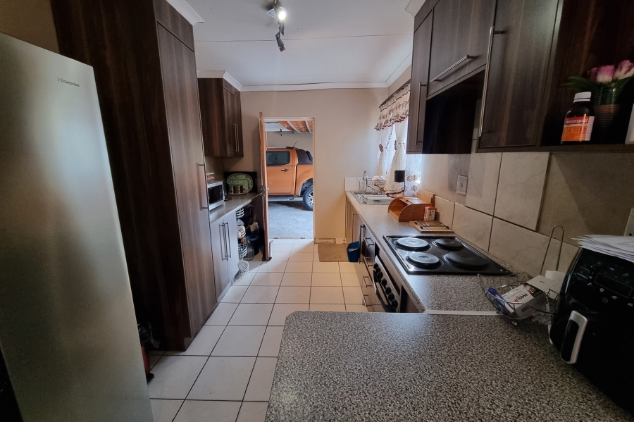 3 Bedroom Property for Sale in Neserhof North West